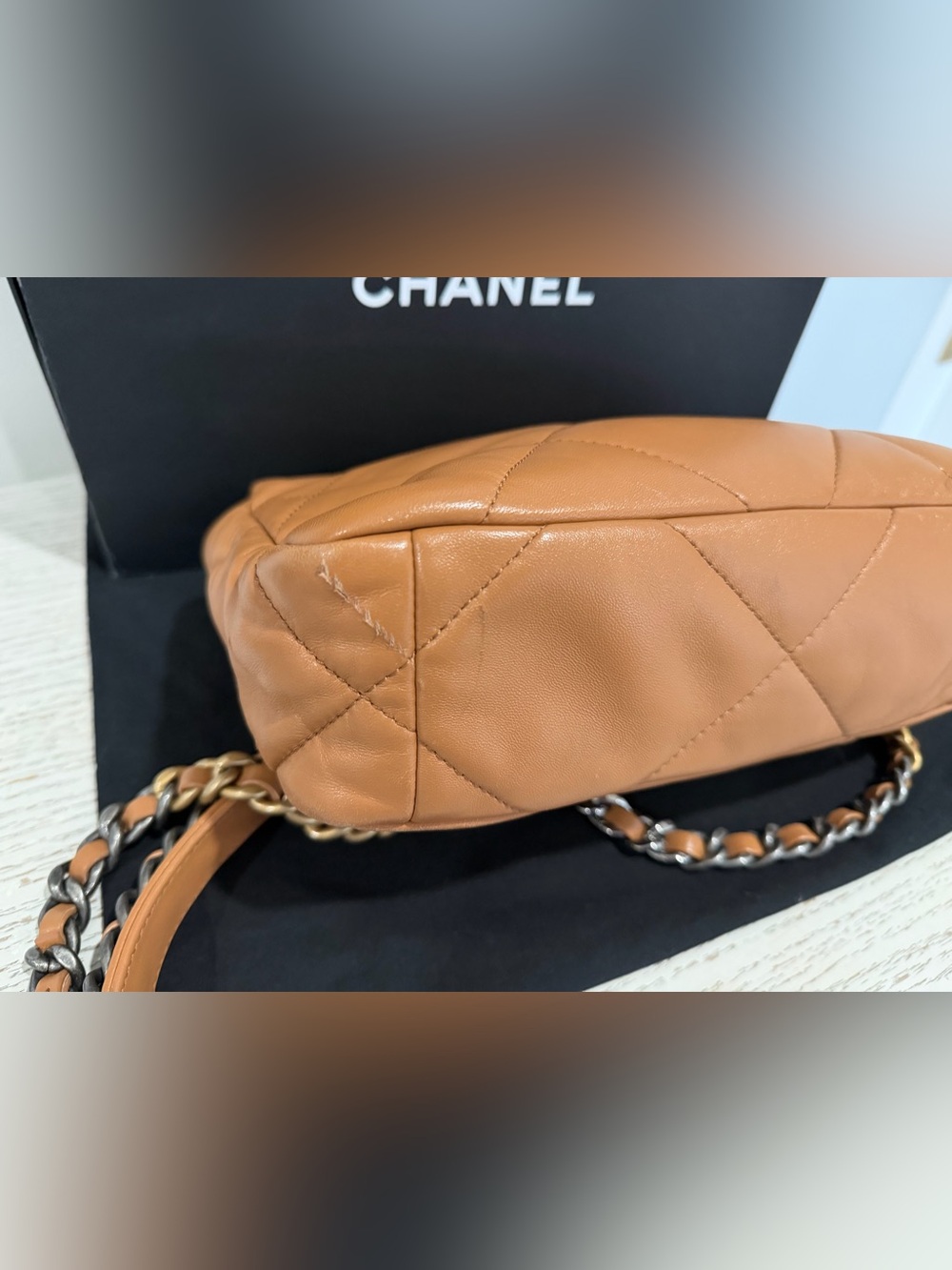 CHANEL Medium 19 Flap Bag - Picture 6 of 10